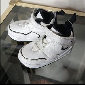 Nike Air Jordan Courtside 23 Size 4.5 Toddler